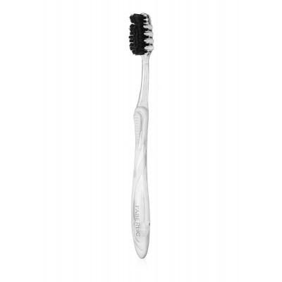 Зубная щетка с угольным напылением «NUKI» Faberlic цвет Белый